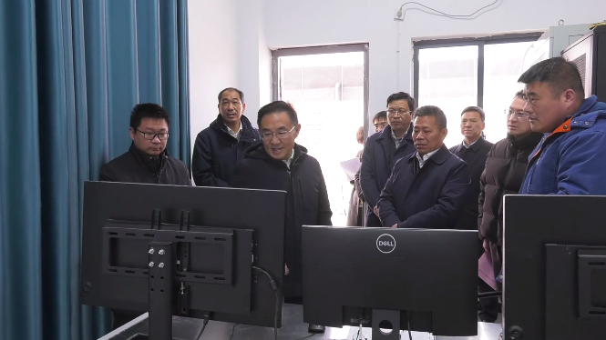 市人大常委会主任王波来五调研