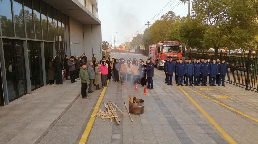 五河县融媒体中心消防演练